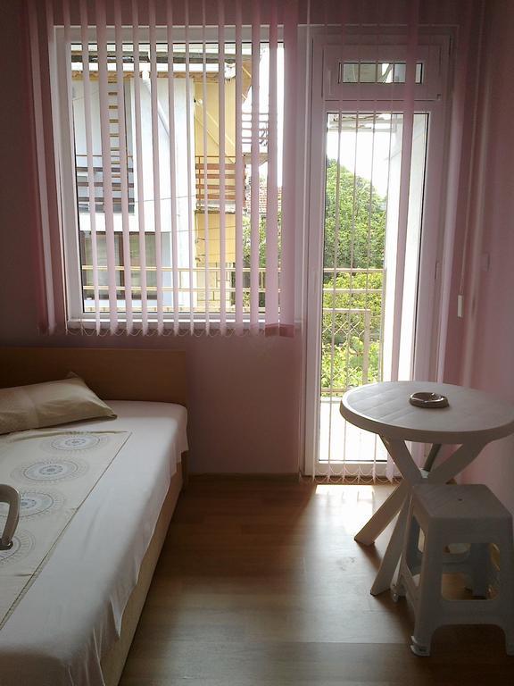 Guest Rooms Rusalka كرانيفو الغرفة الصورة