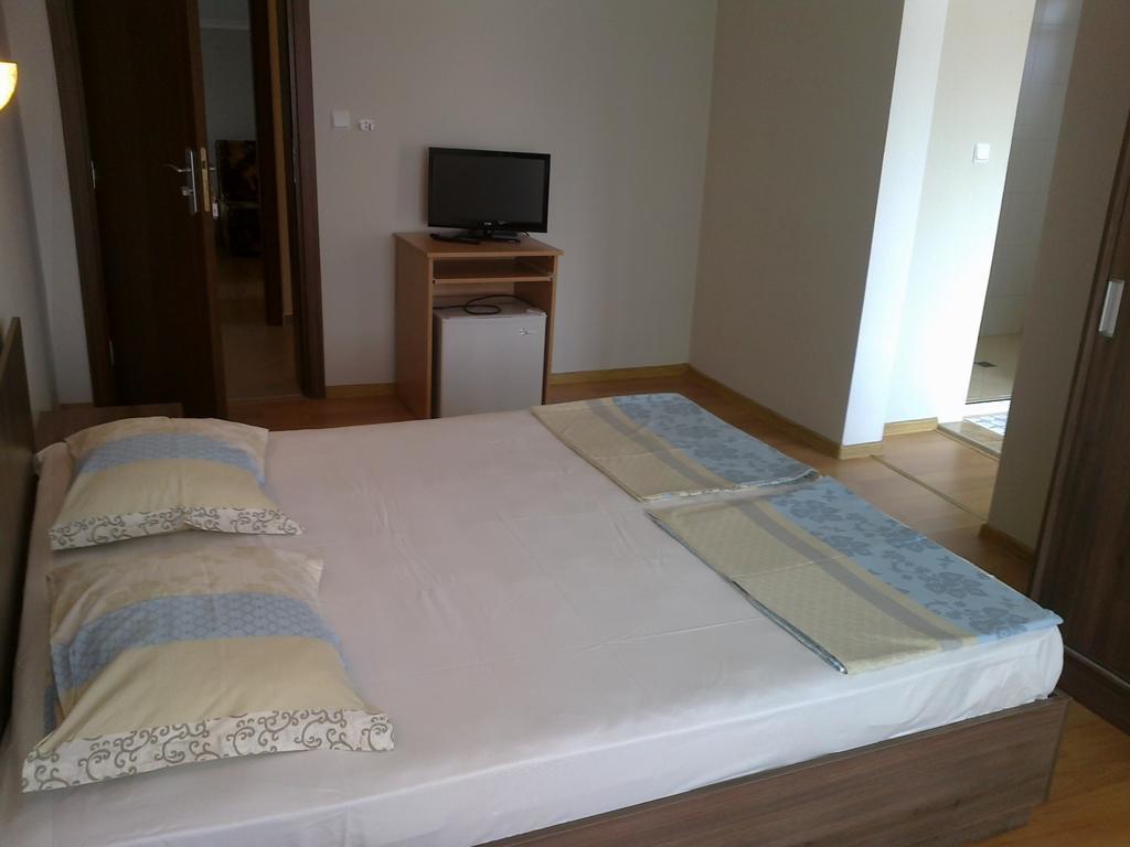 Guest Rooms Rusalka كرانيفو الغرفة الصورة